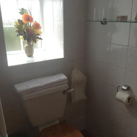 Hillcrest View 4*