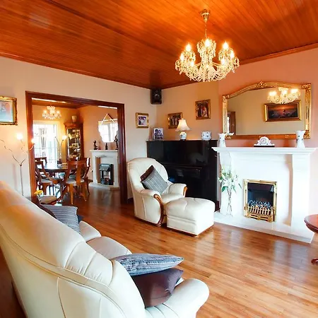 Hillcrest View Bed & Breakfast