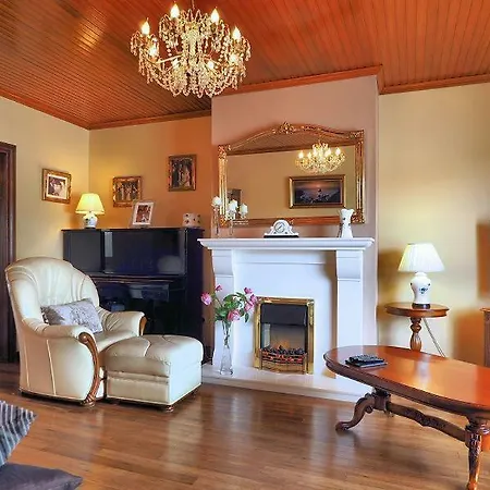 Bed & Breakfast Hillcrest View 4*